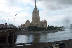  Hotel Ukraina